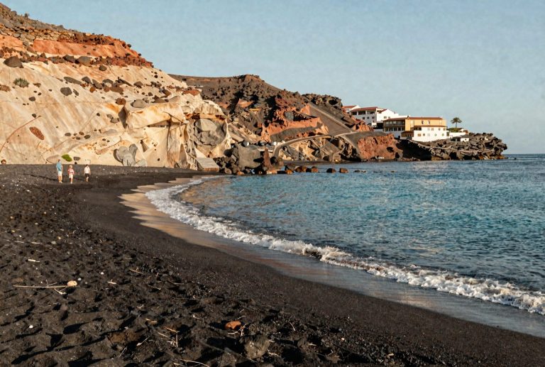 Où partir à la Toussaint au soleil : 12 destinations à moins de 5 h de vol
